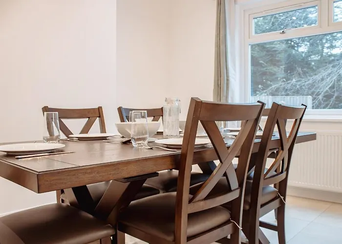 Nyaraló Spacious House In The Heart Of Headingley Leeds