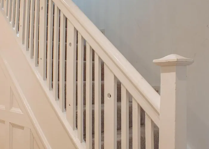 Spacious House In The Heart Of Headingley * Leeds