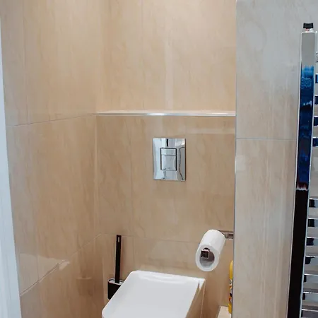 Spacious House In The Heart Of Headingley Holiday home Leeds (West Yorkshire)