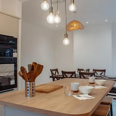 Spacious House In The Heart Of Headingley * Leeds (West Yorkshire)