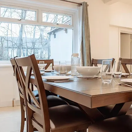 Spacious House In The Heart Of Headingley