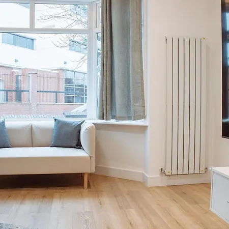 Spacious House In The Heart Of Headingley * Leeds (West Yorkshire)