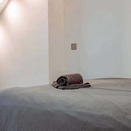 Spacious House In The Heart Of Headingley