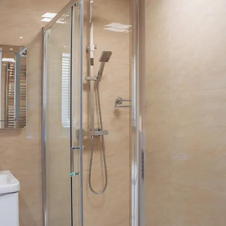 Holiday home Spacious House In The Heart Of Headingley Leeds (West Yorkshire)