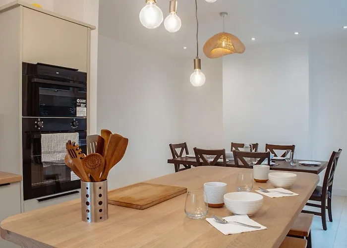 Spacious House In The Heart Of Headingley Leeds (West Yorkshire)