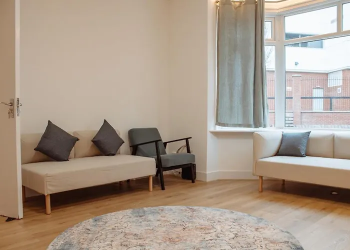 Spacious House In The Heart Of Headingley Vakantiehuis *