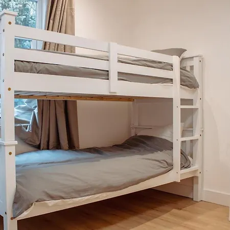 Spacious House In The Heart Of Headingley